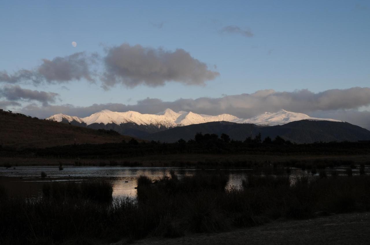 Cottage 45° South Te Anau Buitenkant foto